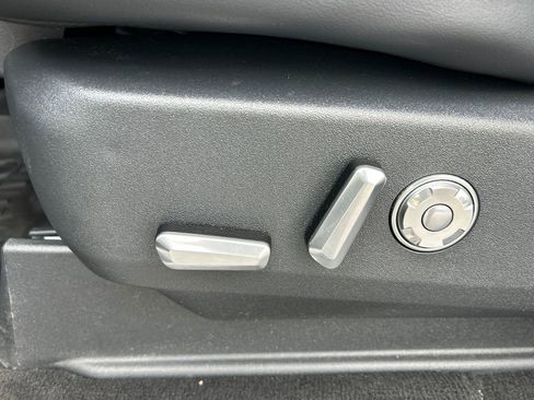 Used 2025 Lincoln Navigator Black Label AWD/4WD image 19