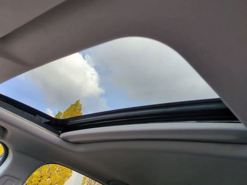 Used 2021 Honda CR-V EX image 18