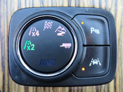 Used 2019 GMC Acadia Denali w/ Technology Package AWD/4WD image 13