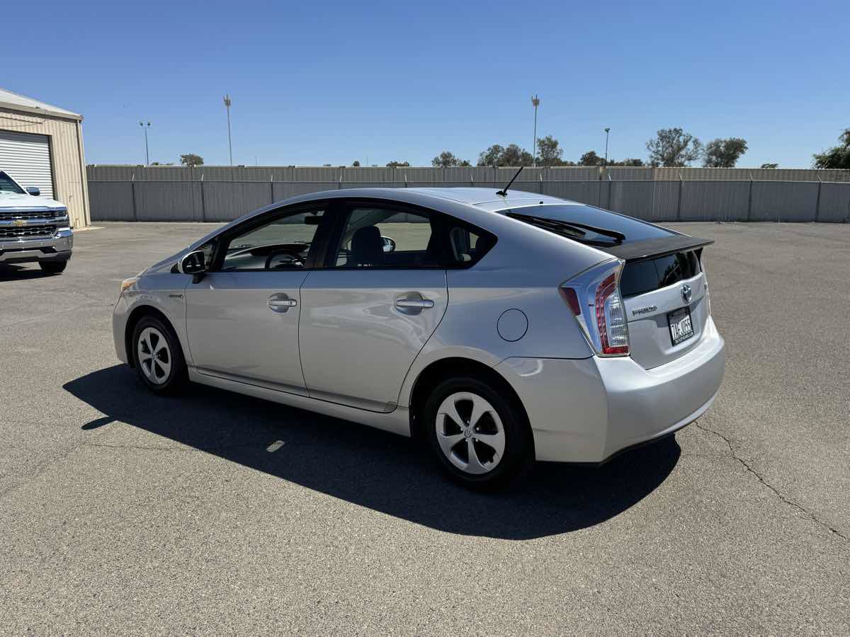 Used 2013 Toyota Prius Two FWD image 7