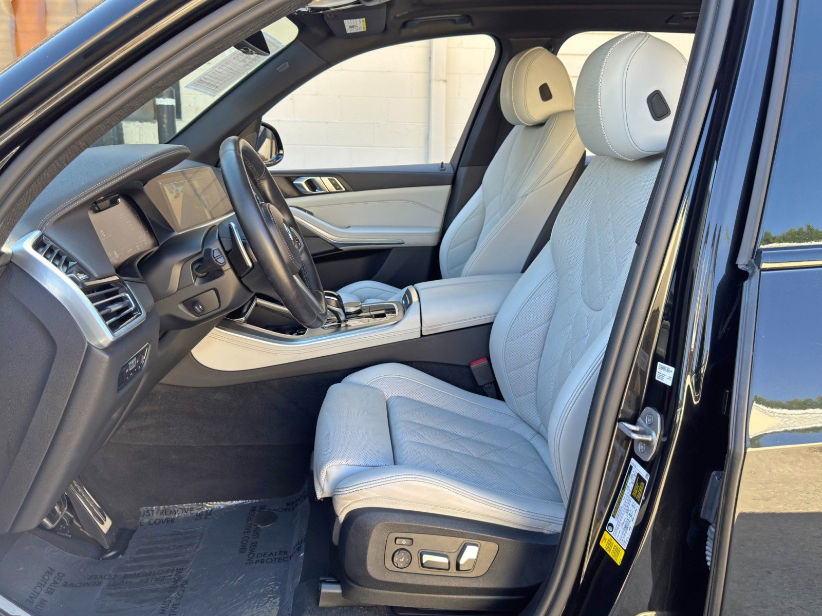 Used 2023 BMW X5 sDrive40i w/ M Sport Package RWD image 18