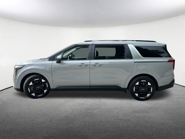 Used 2026 Kia Carnival EX FWD image 5
