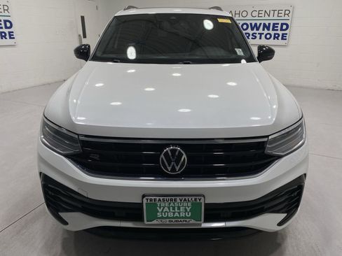 Used 2023 Volkswagen Tiguan SE R-Line FWD image 3