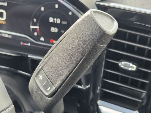 Used 2025 GMC Sierra 1500 SLT RWD image 20