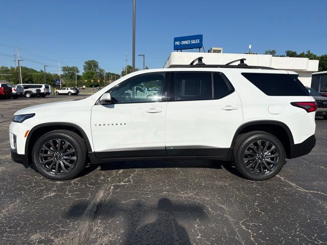 Used 2023 Chevrolet Traverse RS AWD/4WD image 2