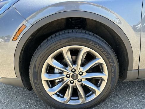 Used 2022 Lincoln Corsair AWD w/ Premium Package image 21