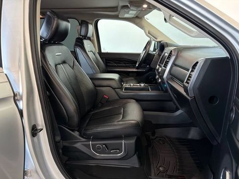 Used 2019 Ford Expedition Platinum AWD/4WD image 22