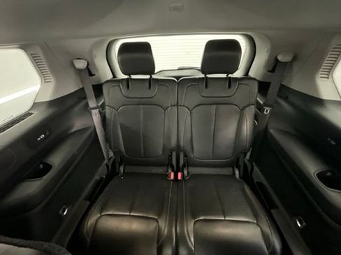 Used 2021 Jeep Grand Cherokee L Limited AWD/4WD image 8