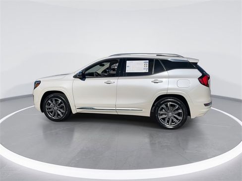 Used 2020 GMC Terrain Denali w/ Denali Premium Package image 5