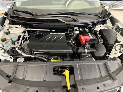 Used 2023 Nissan Rogue S AWD/4WD image 33