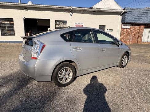 Used 2010 Toyota Prius FWD image 7