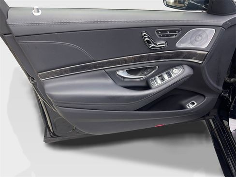 Used 2018 Mercedes-Benz S 450 Sedan image 30