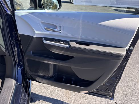 New 2026 Toyota Sienna XSE image 42