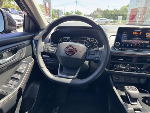 Certified 2025 Nissan Rogue SV w/ Rock Creek Premium Package AWD/4WD image 15
