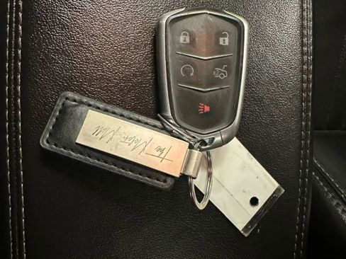 Used 2015 Cadillac SRX Luxury w/ Driver Awareness Package image 76