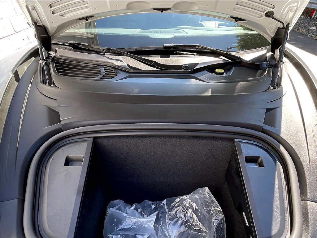 Certified 2024 Porsche Taycan RWD image 15
