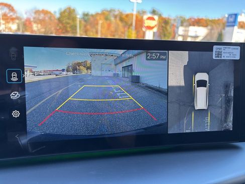 New 2026 Hyundai Ioniq 9 SEL image 23