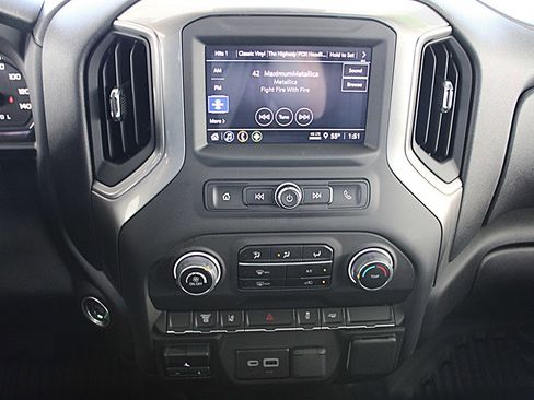 Used 2025 Chevrolet Silverado 3500 W/T w/ WT Convenience Package image 23