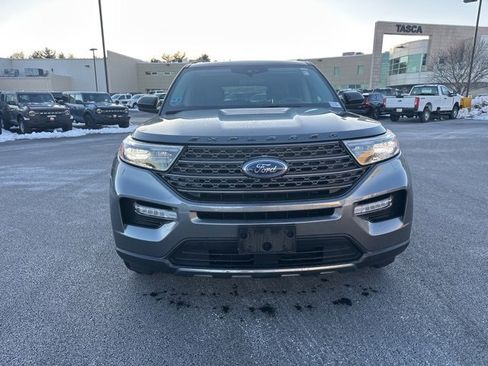Used 2023 Ford Explorer XLT w/ Equipment Group 202A image 2
