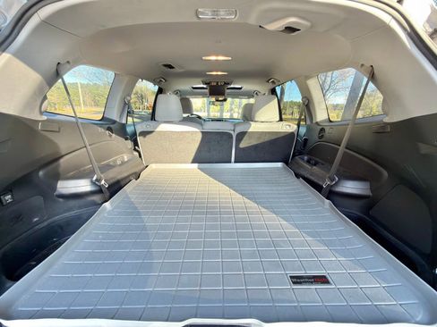 Used 2017 Honda Pilot Touring image 16