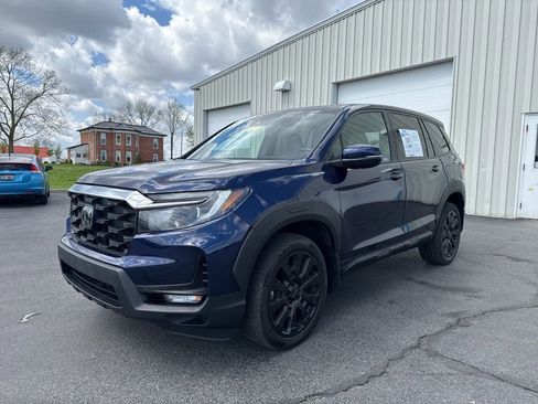 Used 2023 Honda Passport EX-L image 3