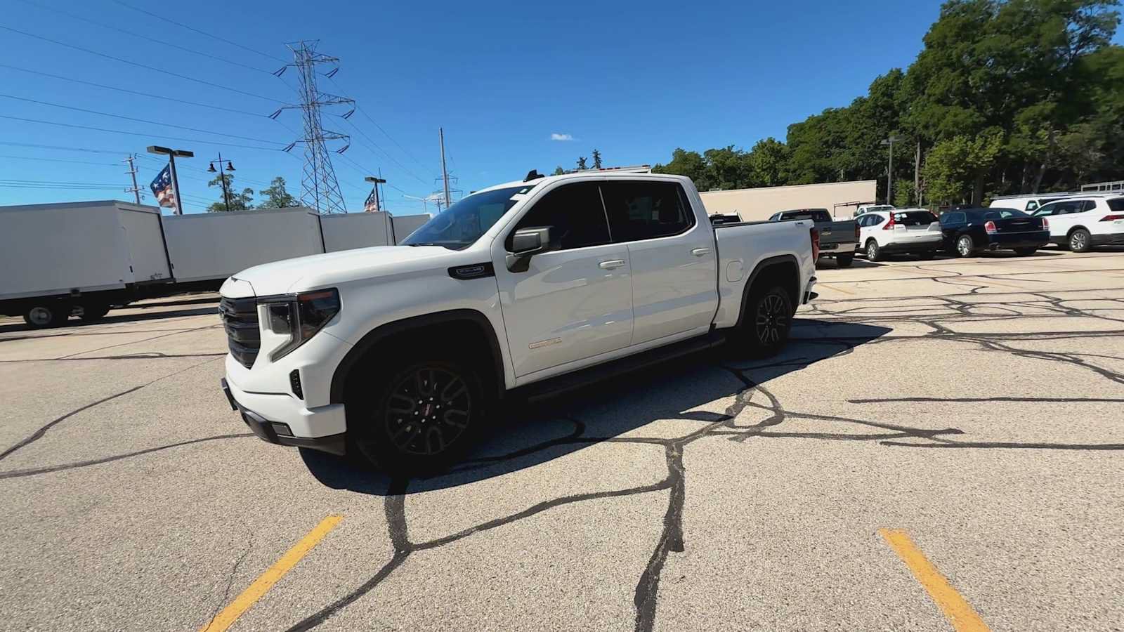 Certified 2024 GMC Sierra 1500 Elevation w/ LPO, Elevation Black Package AWD/4WD image 4