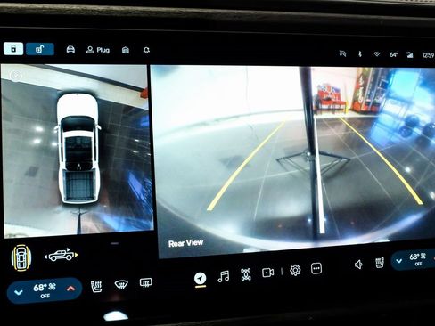 Used 2023 Rivian R1T Adventure image 25