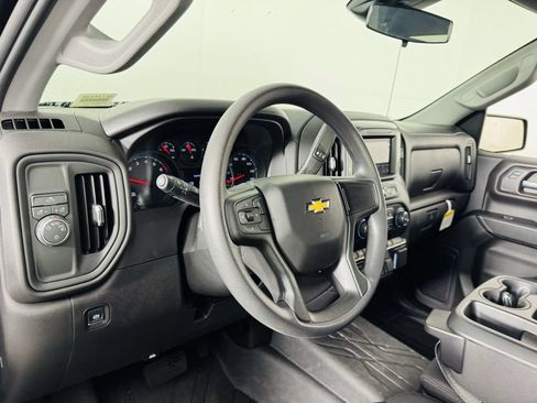 Used 2026 Chevrolet Silverado 1500 Custom RWD image 8