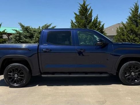 Used 2024 Toyota Tundra Limited AWD/4WD image 43