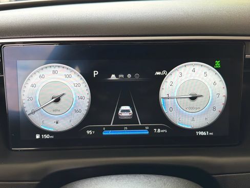 Used 2023 Hyundai Tucson SEL w/ Convenience Package AWD/4WD image 22