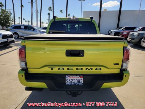 Certified 2023 Toyota Tacoma TRD Off-Road w/ TRD Premium Off Road Package image 5