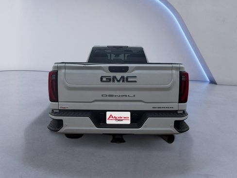 Used 2025 GMC Sierra 3500 Denali Ultimate AWD/4WD image 4