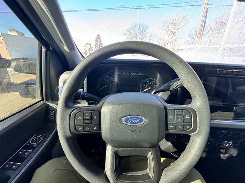 Used 2024 Ford F250 XLT image 24