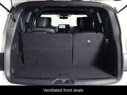 Used 2023 INFINITI QX80 Sensory w/ Cargo Package AWD/4WD image 18