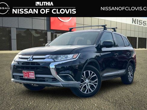Used 2017 Mitsubishi Outlander ES image 1