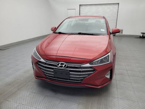 Used 2019 Hyundai Elantra SE FWD image 15