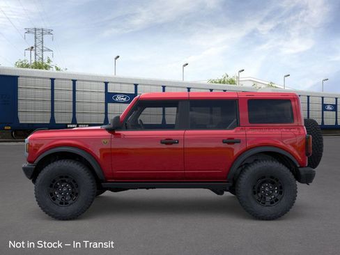 New 2026 Ford Bronco Badlands image 3