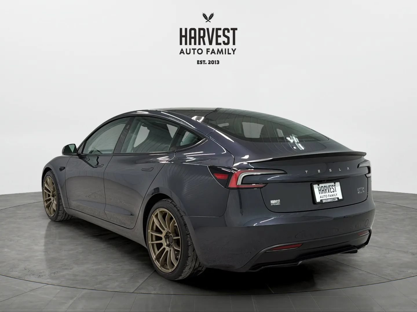 Used 2024 Tesla Model 3 Performance AWD/4WD image 5