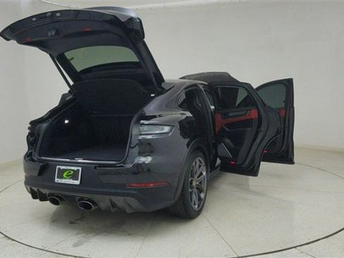 Used 2024 Porsche Cayenne Turbo GT image 77