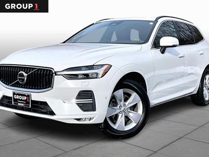 Used 2022 Volvo XC60 B5 Momentum