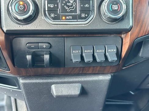 Used 2015 Ford F350 Lariat w/ Lariat Ultimate Package image 22