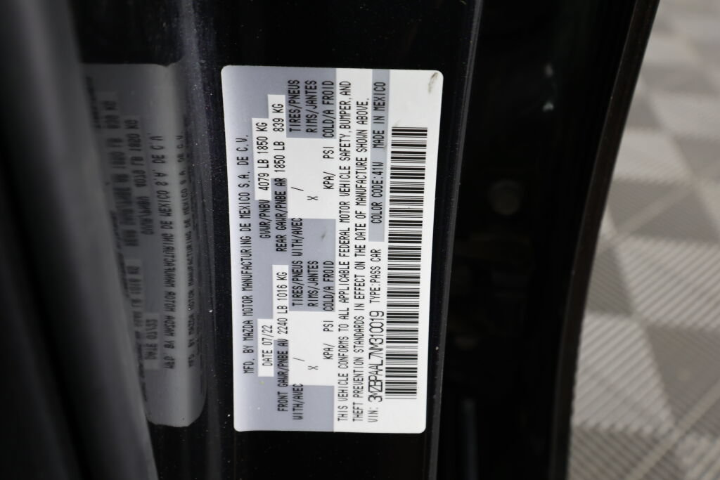 Used 2022 MAZDA MAZDA3 s FWD image 37