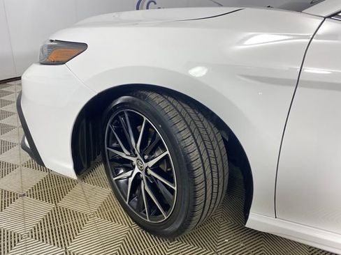 Used 2024 Toyota Camry SE FWD image 23