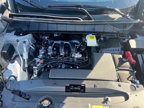 New 2026 Nissan Pathfinder Platinum image 33