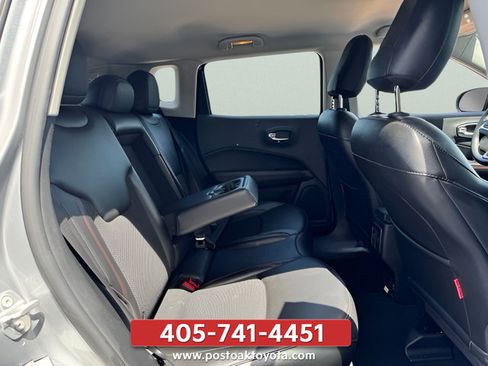 Used 2021 Jeep Compass Trailhawk AWD/4WD image 21