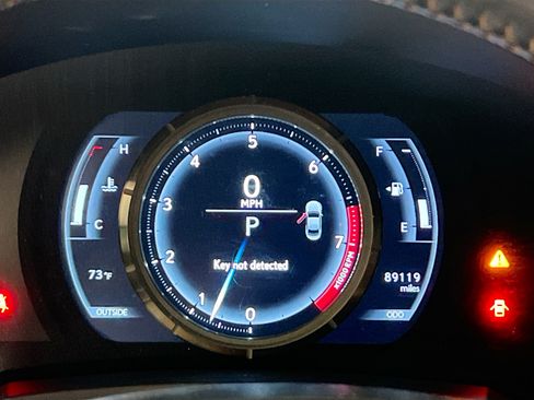 Used 2016 Lexus RC 350 AWD image 22
