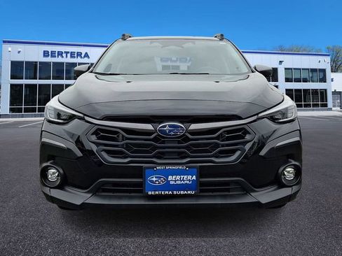 Used 2024 Subaru Crosstrek 2.5i Limited AWD/4WD image 2