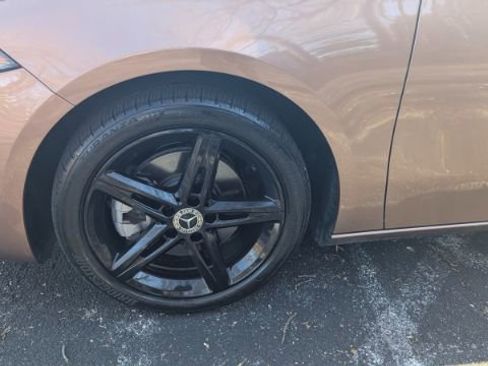 Used 2021 Mercedes-Benz A 220 4MATIC image 9