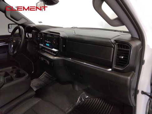 Used 2023 Chevrolet Silverado 1500 LT w/ Protection Package image 39