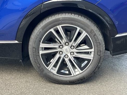 Certified 2024 Cadillac Lyriq Luxury AWD/4WD image 13